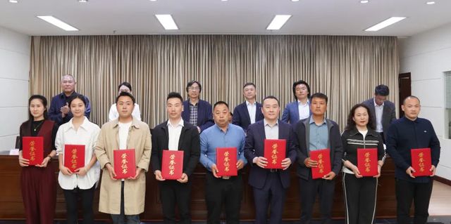 河南省杂协七届四次理事会暨2025年工作会议在郑州召开