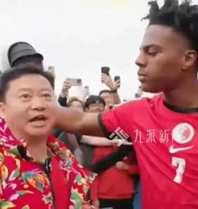 甲亢哥透露卤鹅哥几周后将来美国:签证申请进度90%